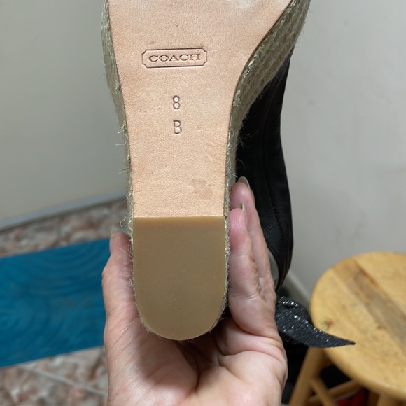 Hundred percent leather shoes - Picture 3 of 5